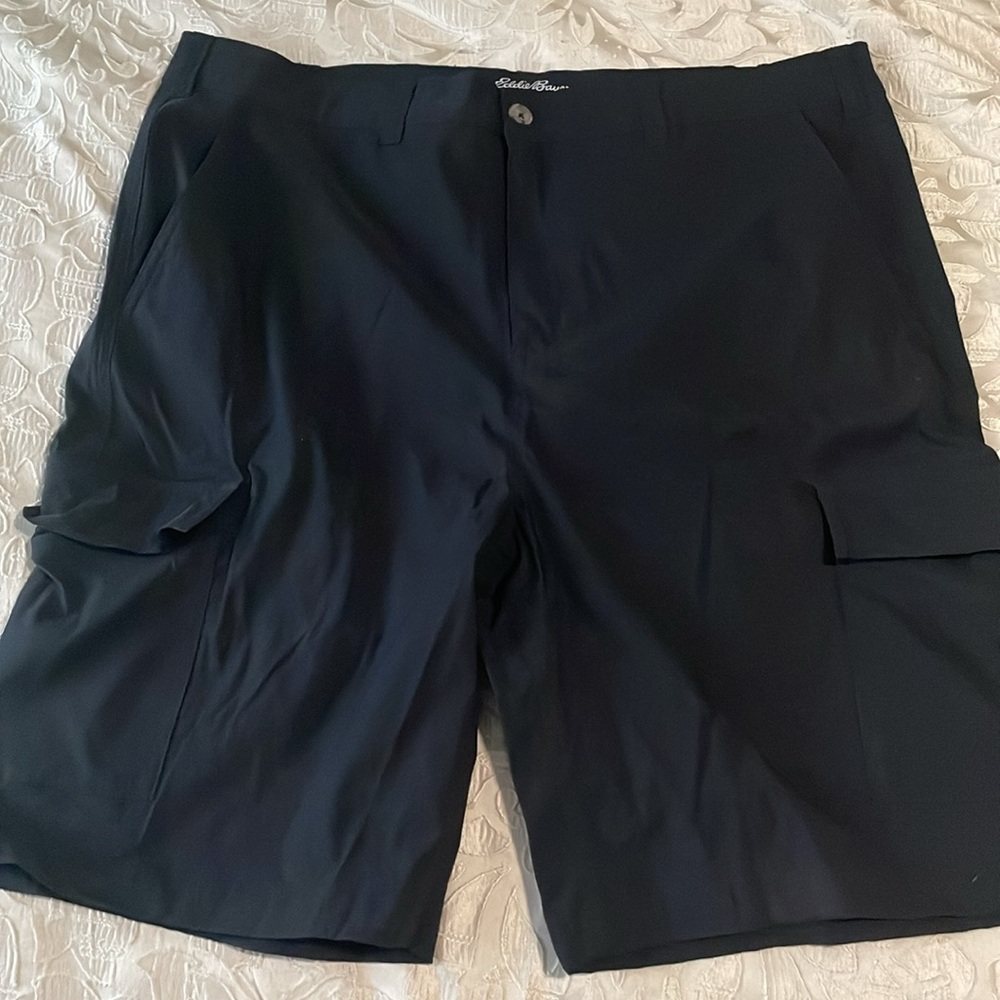 Eddie Bauer Outdoor Men’s SZ 38 Black Shorts